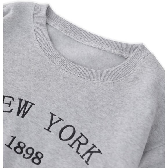 ⚡Women Grey New York 1898 Imported Graphic Crewneck Long Sleeve Sweatshirt - Picture 3 of 5